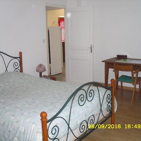 Maison - Chambre D'Hote Situee Au Coeur D Asfeld Luaran gambar